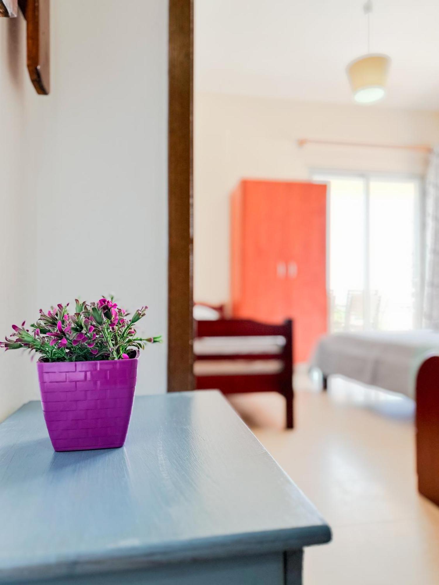 Haus Petris Aparthotel Sarti Bagian luar foto
